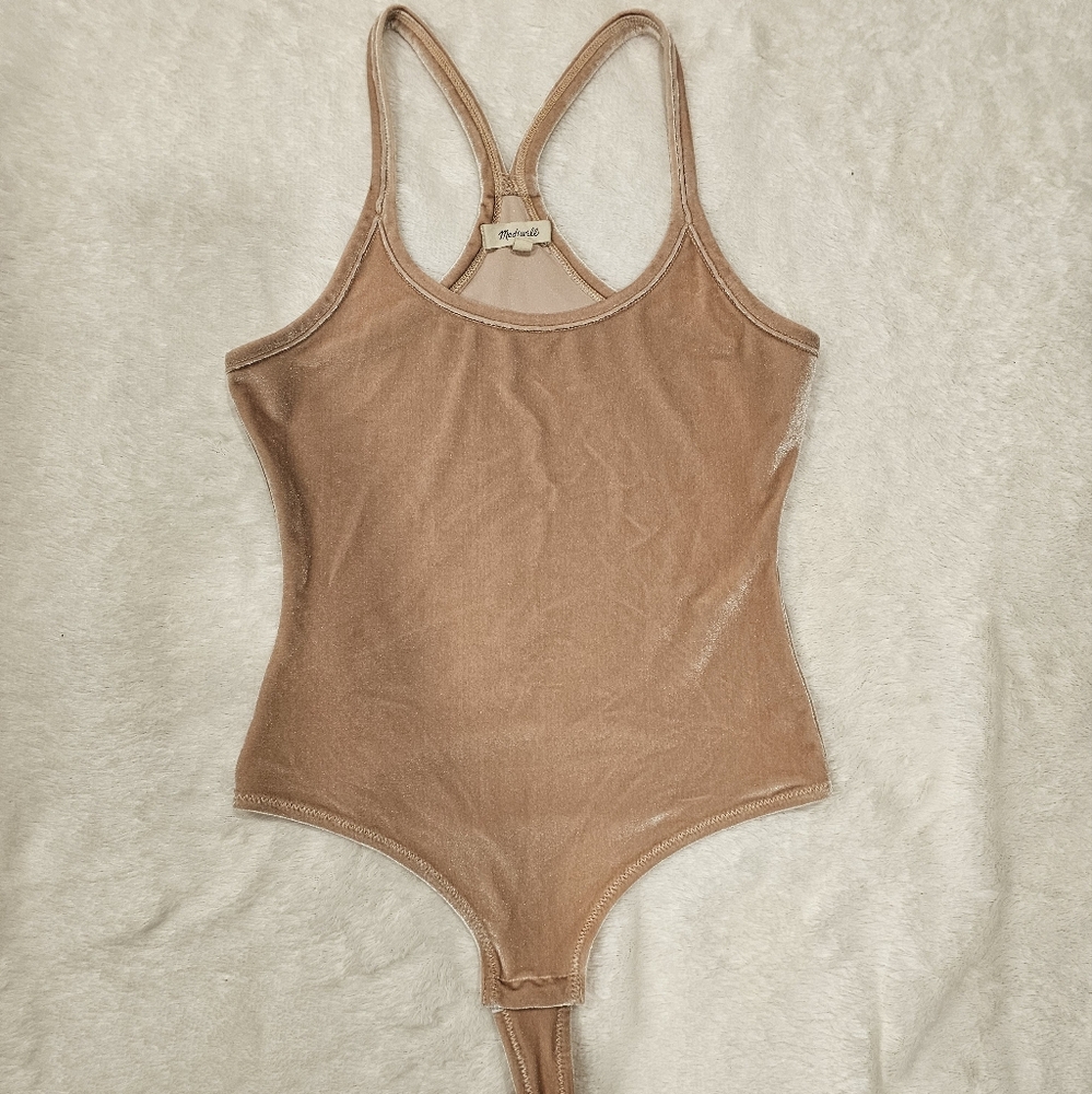 NWOT- Womens XS Madewell Velvet Bodysuit in Rich Champagne/Gold Color.